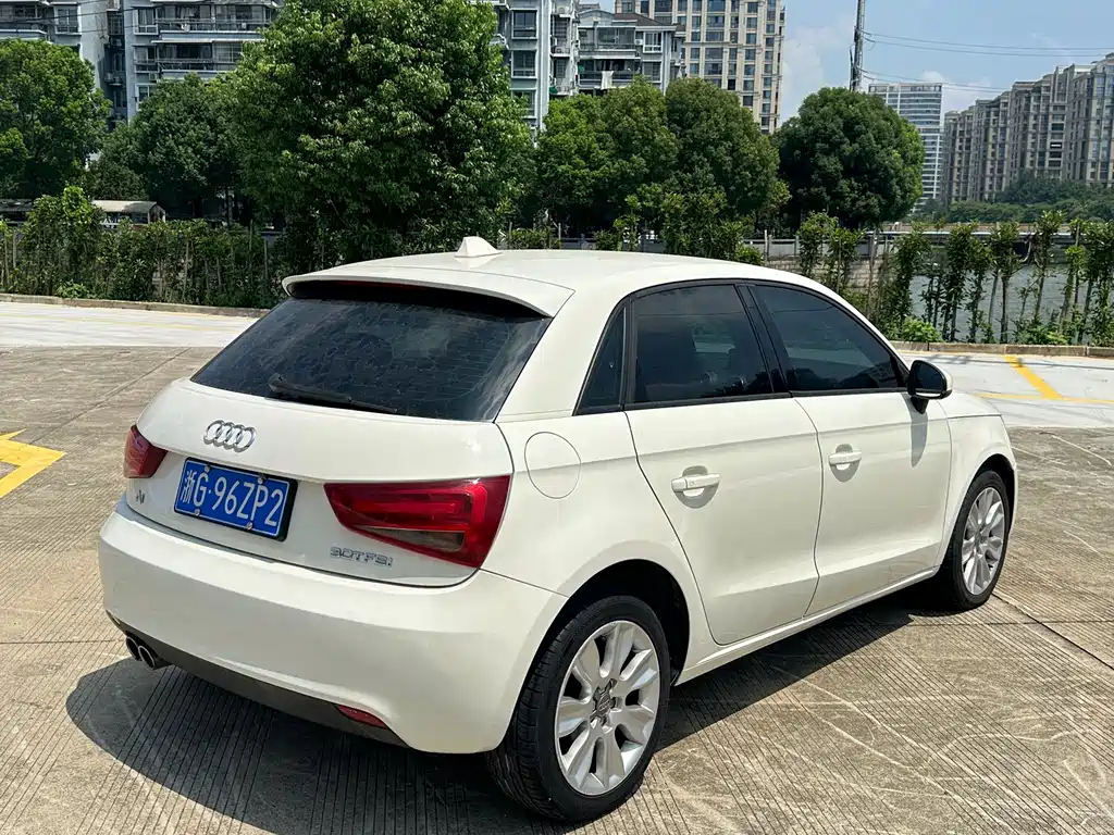 Audi A1 2012