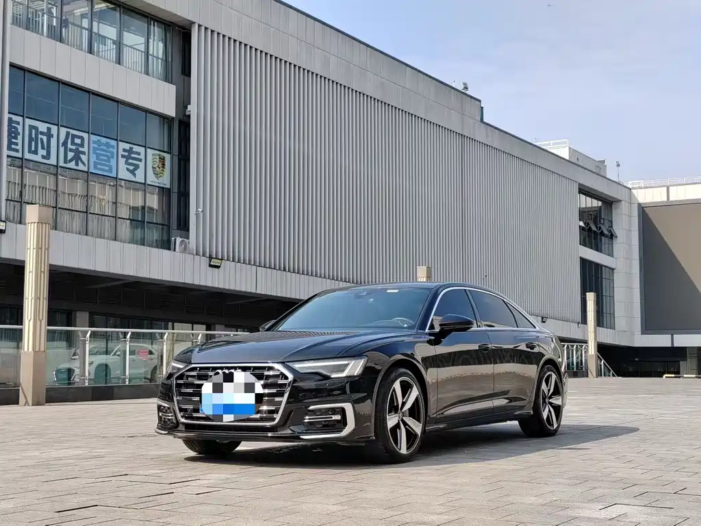 Audi A6L 2022