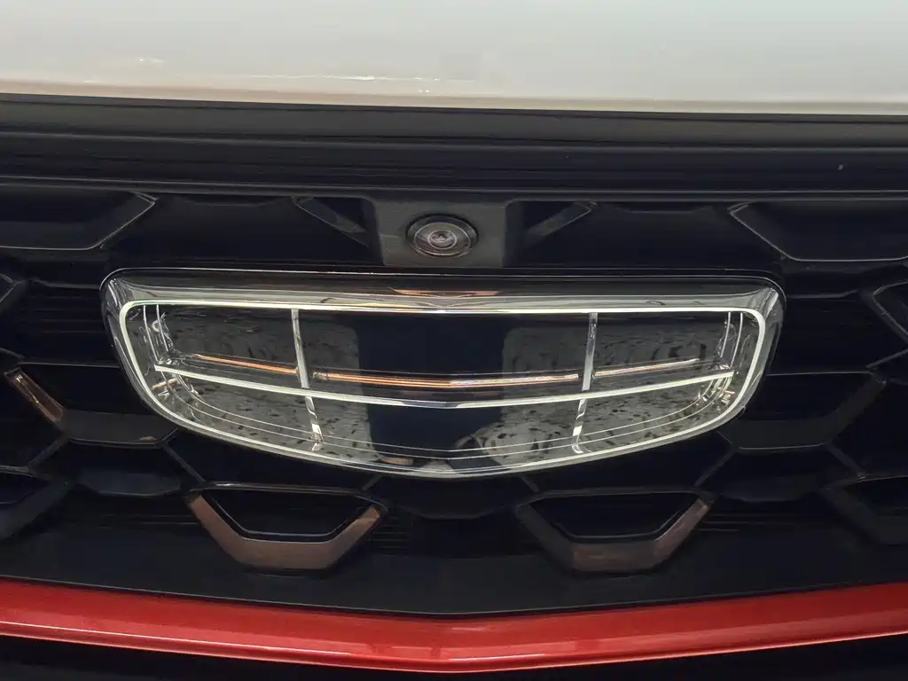 Geely Binyue 2023 — фото 8