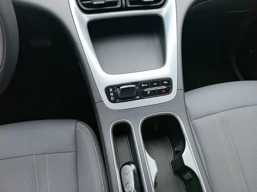 Geely Galaxy Starwish 2026 — фото 14
