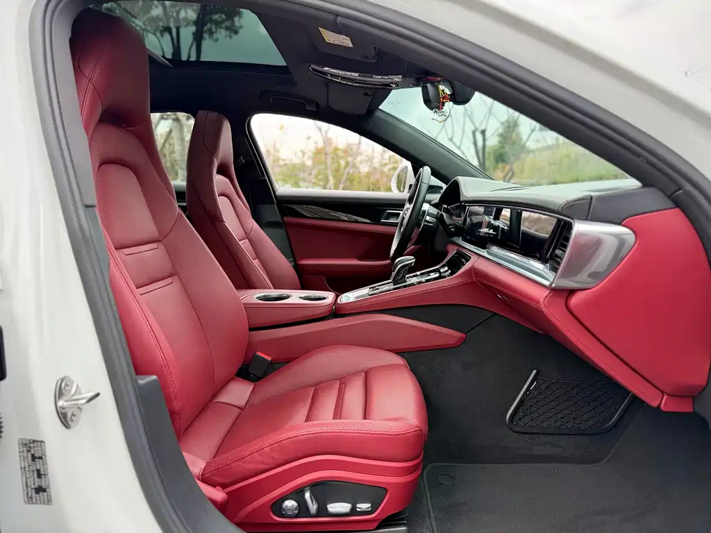 Porsche Panamera 2018 — фото 14
