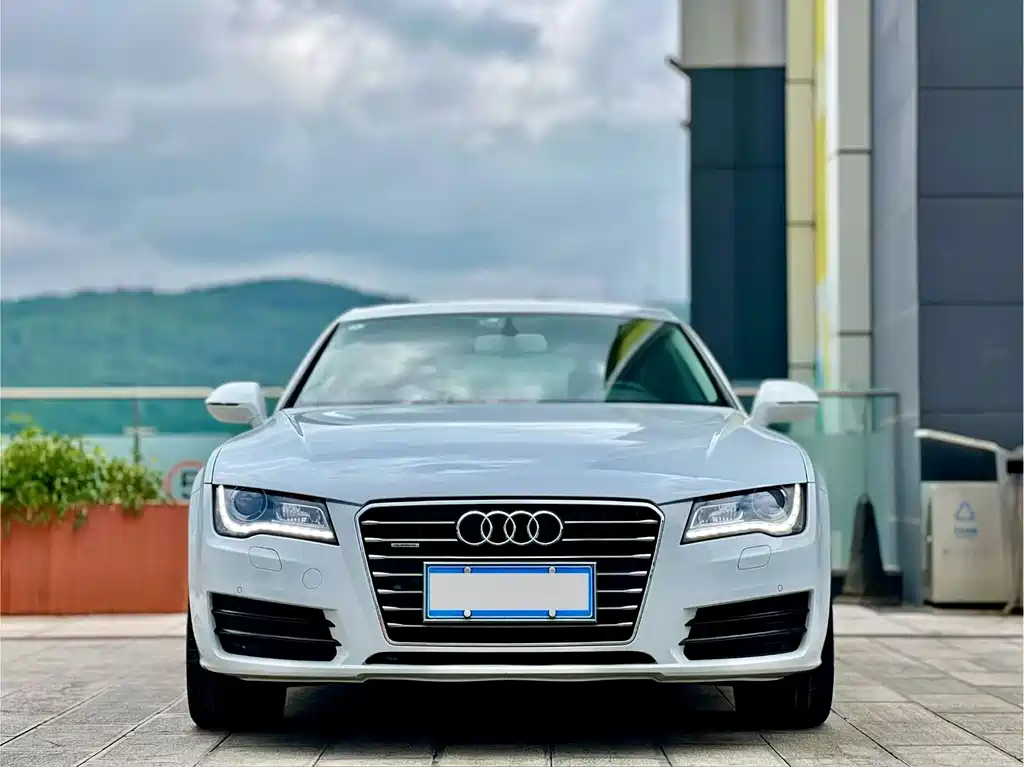 Audi A7 2014 — фото 1