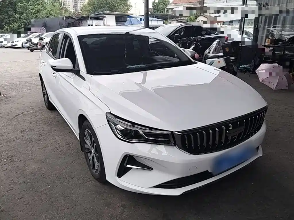 Geely Emgrand 2025