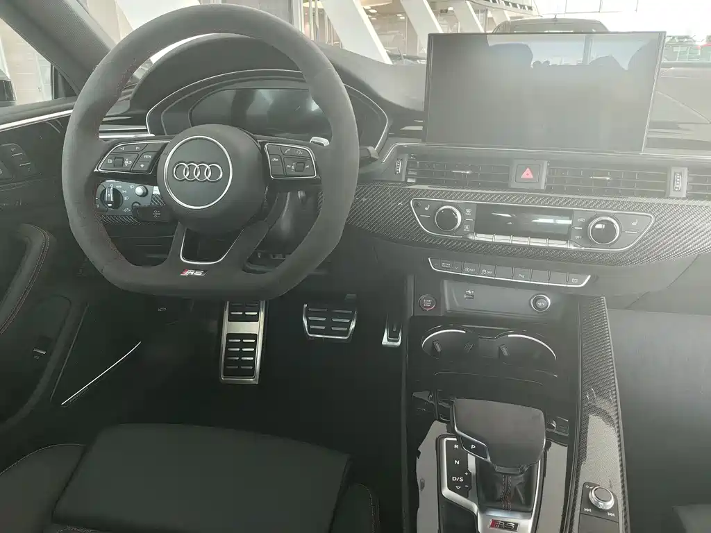 Audi RS 5 2026 — фото 13