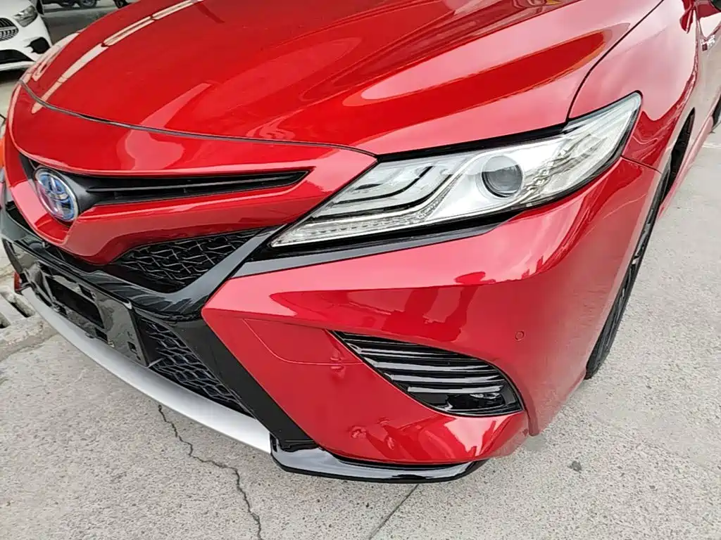 Toyota Camry 2019 — фото 24