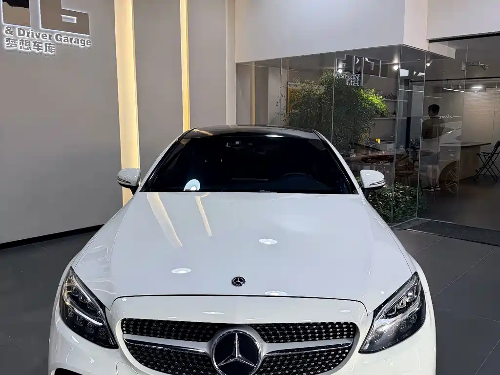 Mercedes-Benz C-Class 2020