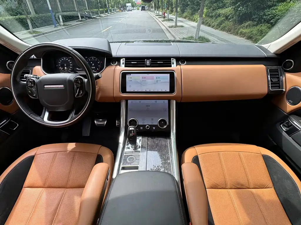 Land Rover Sport 2022 — фото 9
