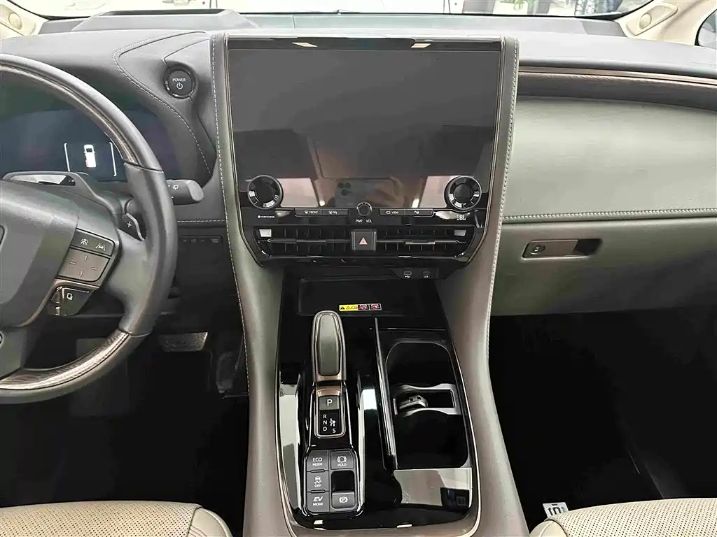 Toyota Vellfire 2025 — фото 20