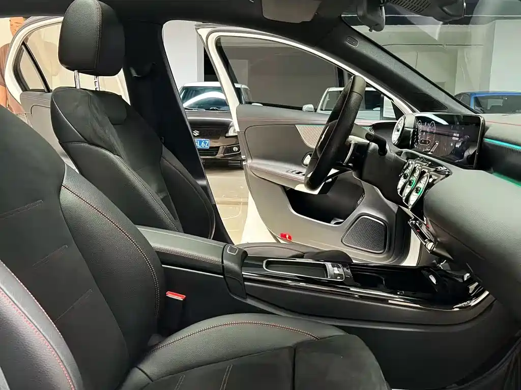 Mercedes-Benz A-Class 2024