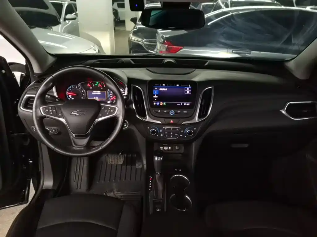 Chevrolet Equinox 2018 — фото 10