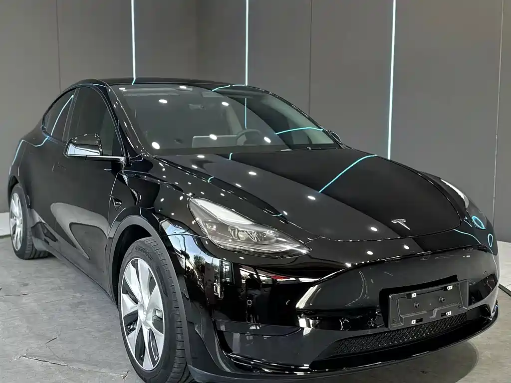 Tesla Model Y 2022 — фото 3