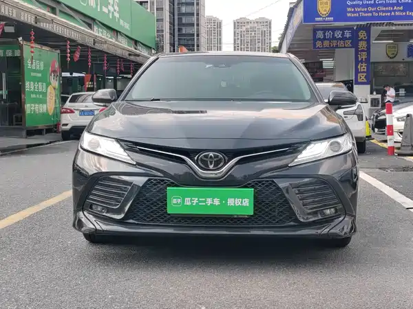 Toyota Camry 2021