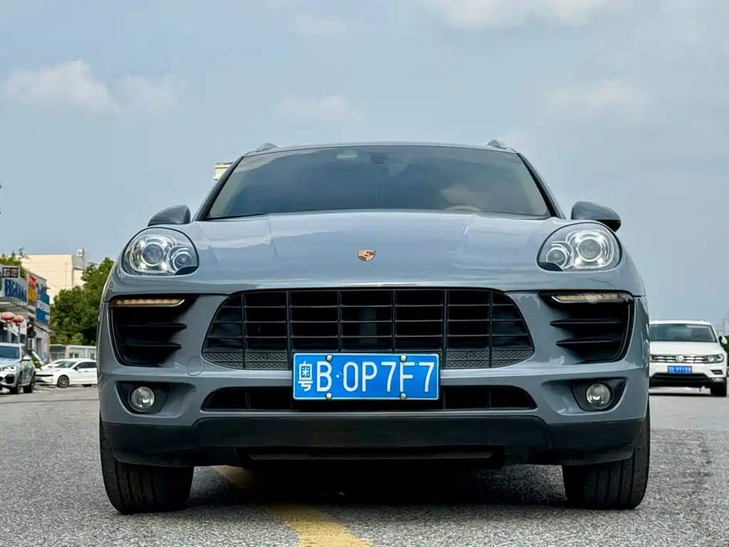 Porsche Macan 2015 — фото 1