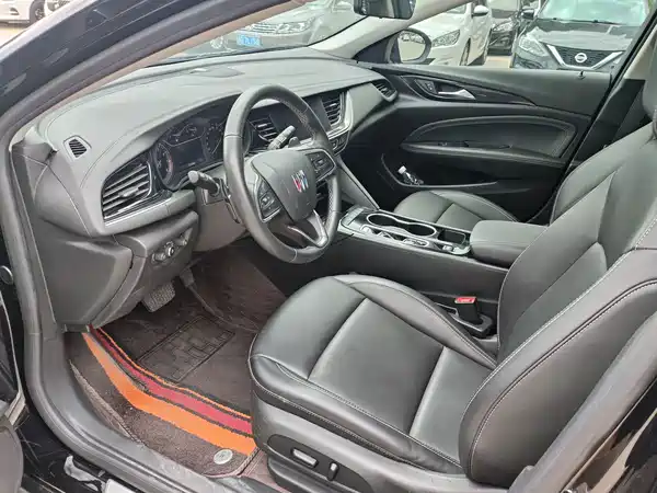 Buick Regal 2024