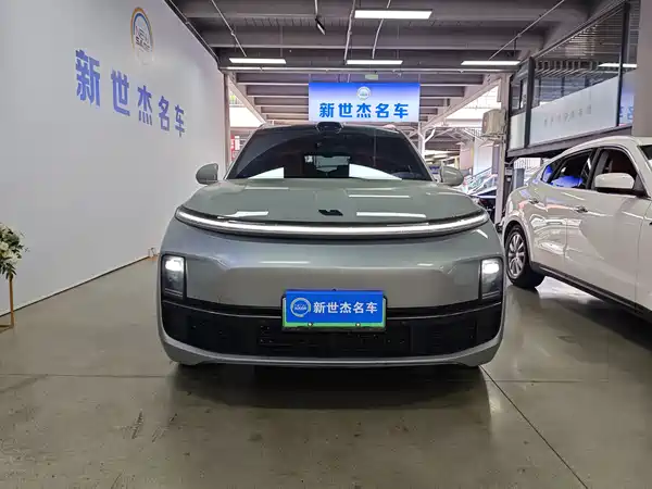 Li Auto L9 2025