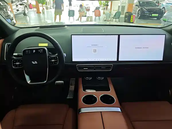 Li Auto L9 2025