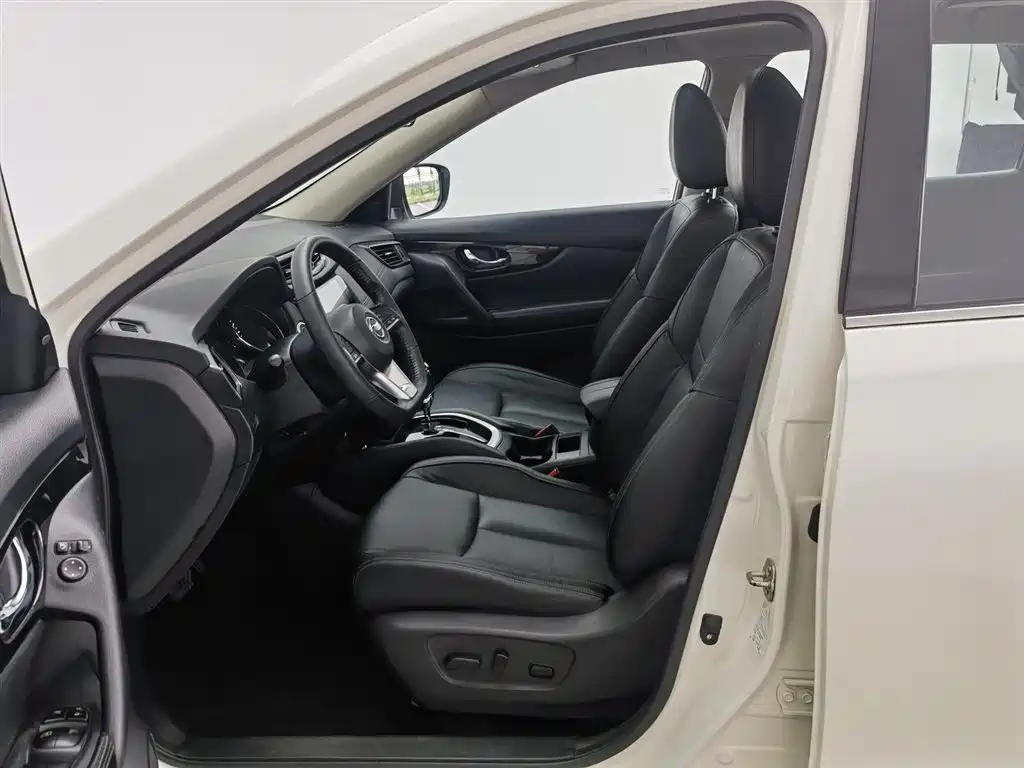 Nissan X-Trail 2019 — фото 10