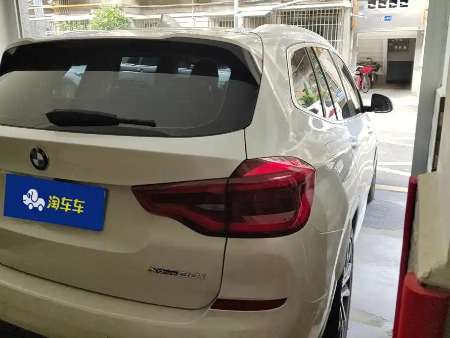 BMW X3 2021
