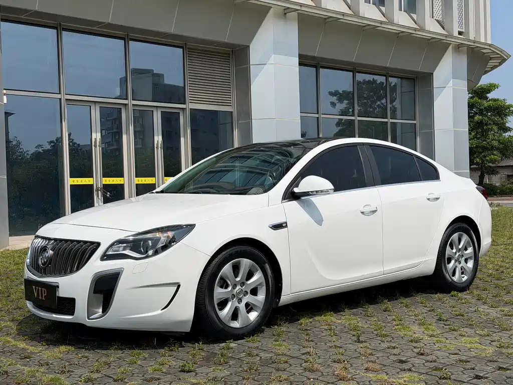 Buick Regal 2014 — фото 1