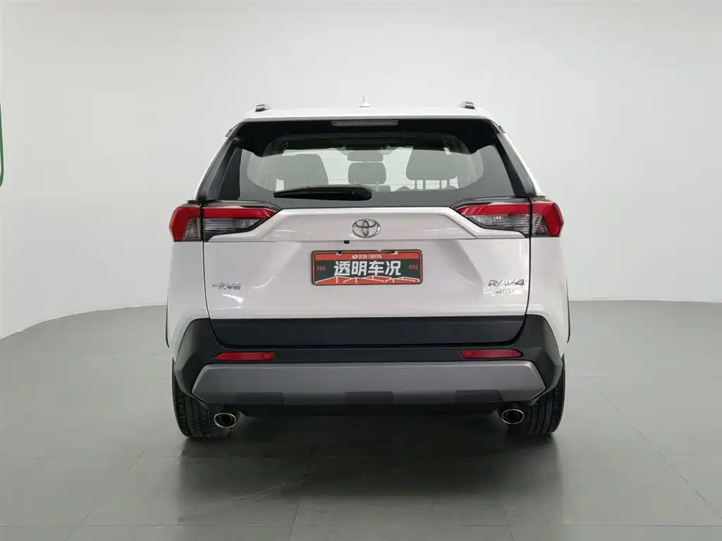 Toyota RAV4 2019 — фото 4