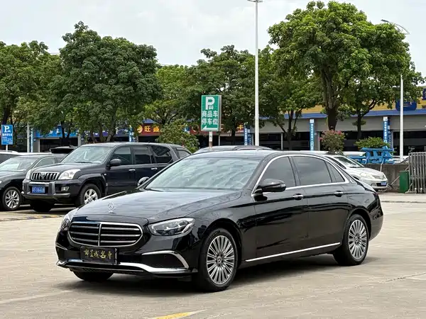 Mercedes-Benz E-Class 2023