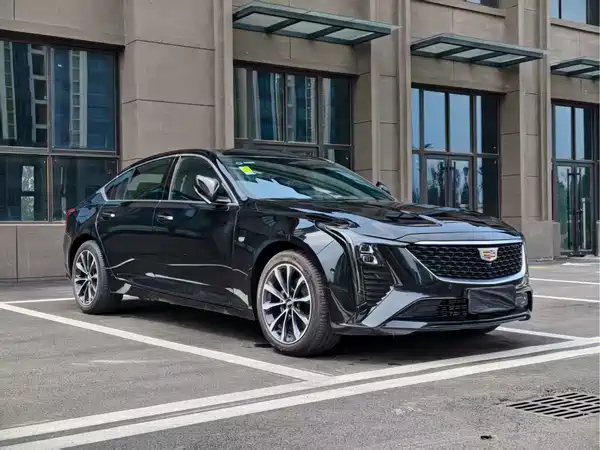 Cadillac CT5 2025