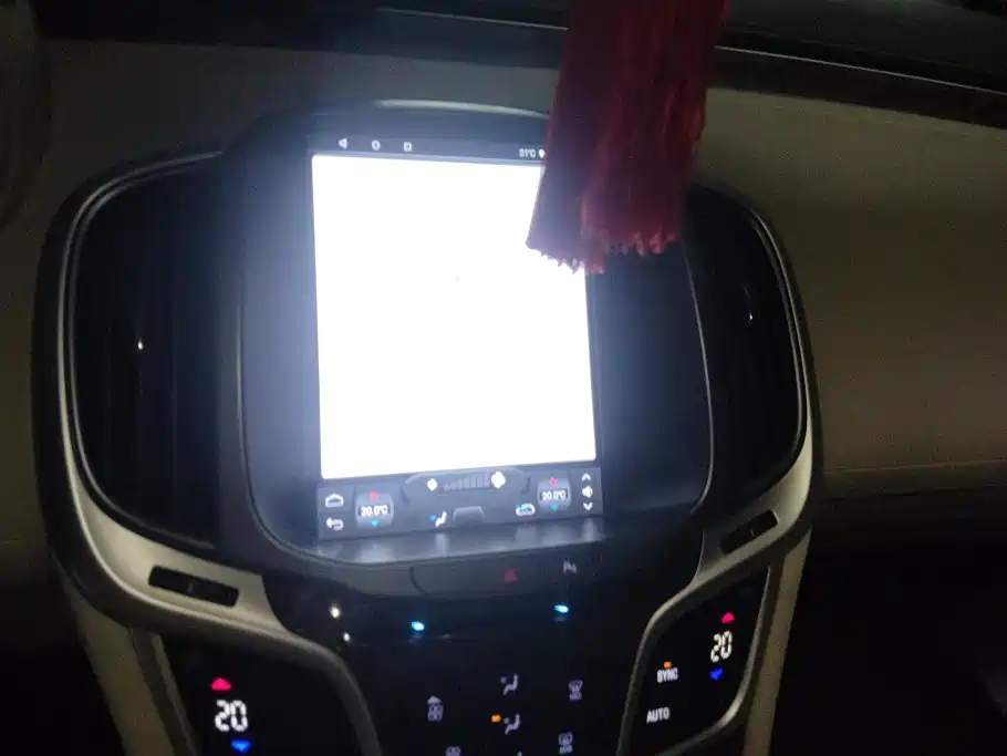 Buick LaCrosse 2015 — фото 13