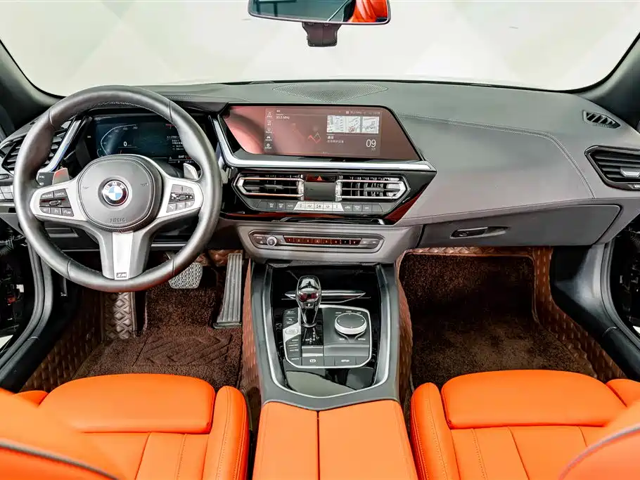 BMW Z4 2022 — фото 19