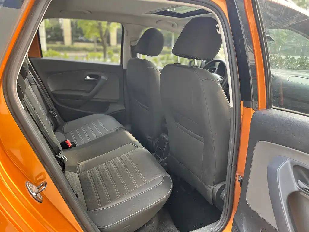Volkswagen Polo 2014