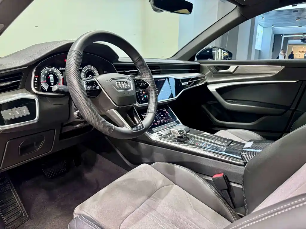 Audi A6L 2021 — фото 27