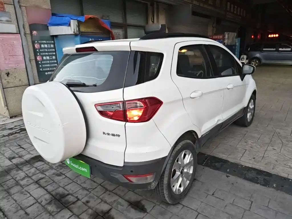 Ford EcoSport 2015 — фото 7