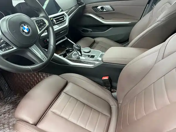 BMW 3 Series 2021