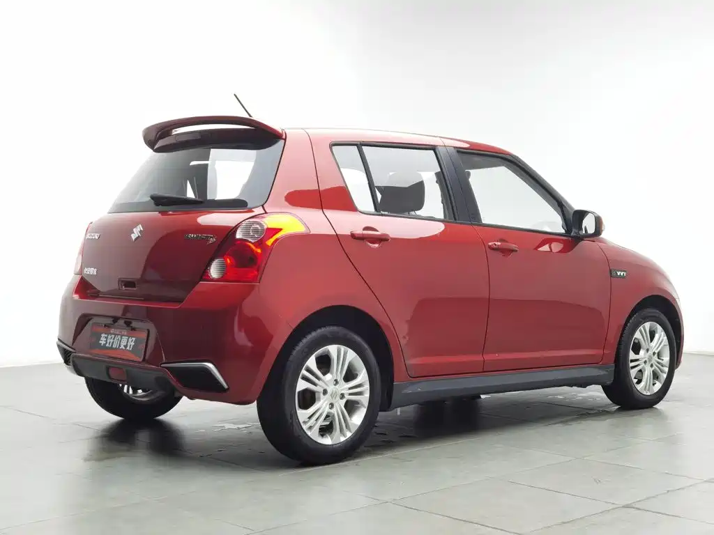Suzuki Swift 2014 — фото 2