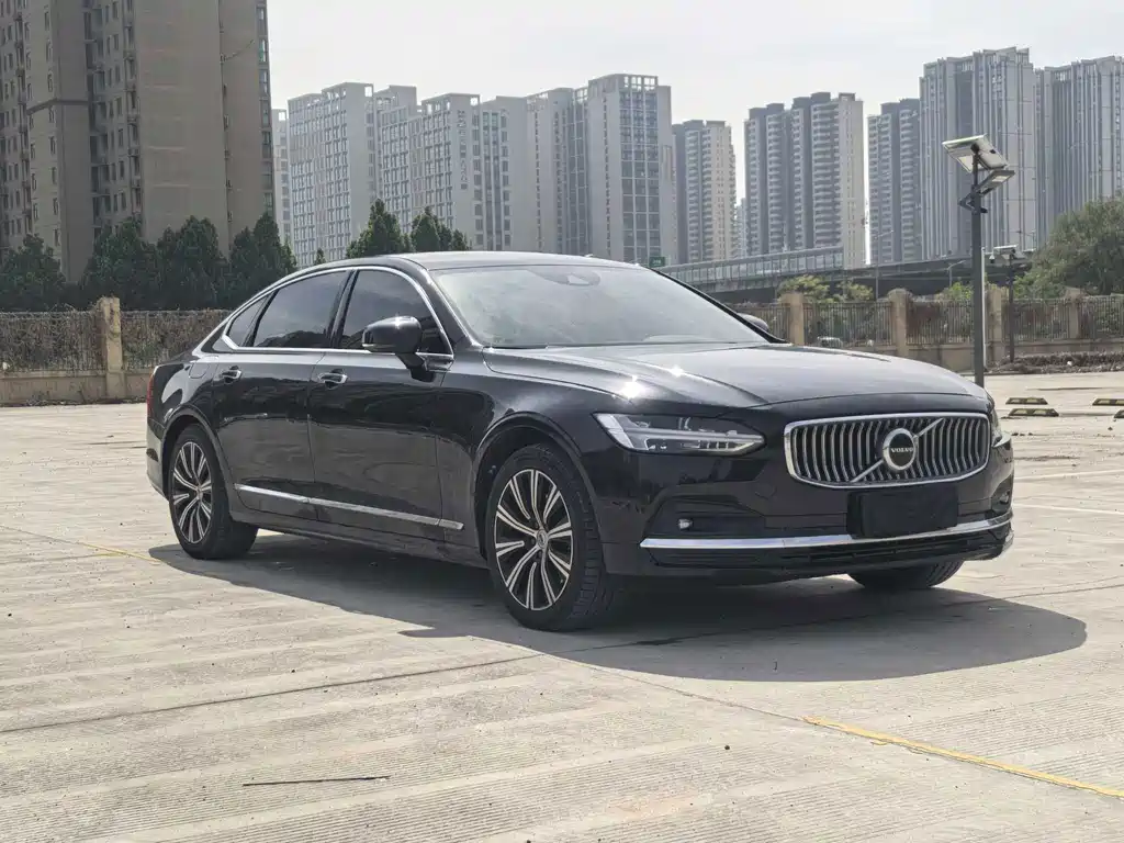 Volvo S90 2021 — фото 1