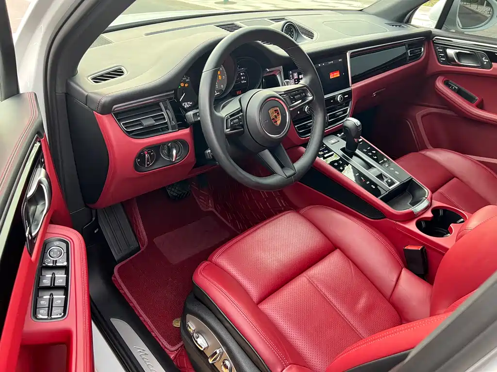 Porsche Macan 2023