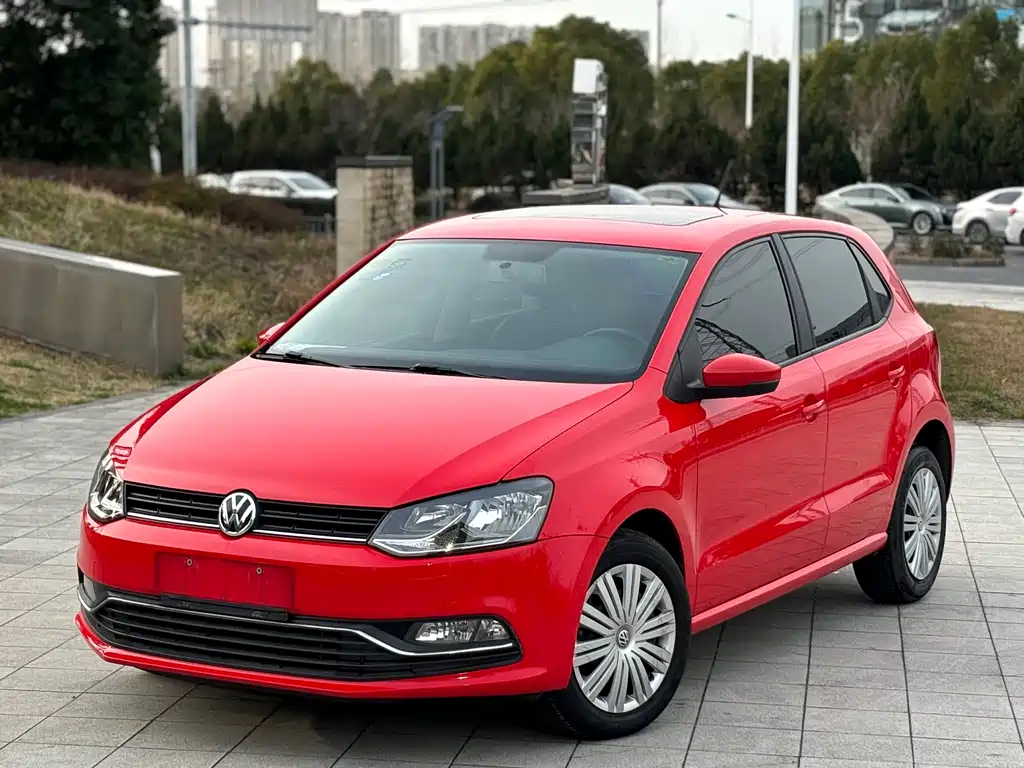 Volkswagen Polo 2017 — фото 1