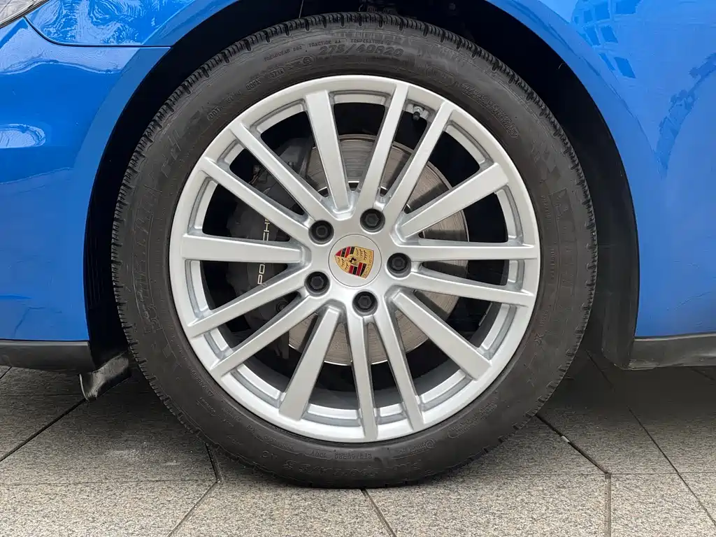 Porsche Panamera 2019 — фото 8