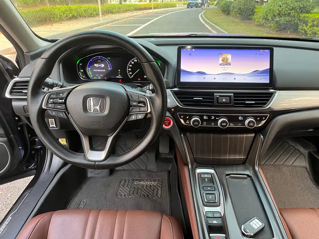 Honda Inspire 2021 — фото 10