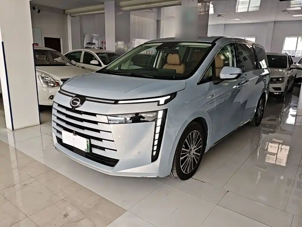 GAC Motor E8 PHEV 2024 — фото 2