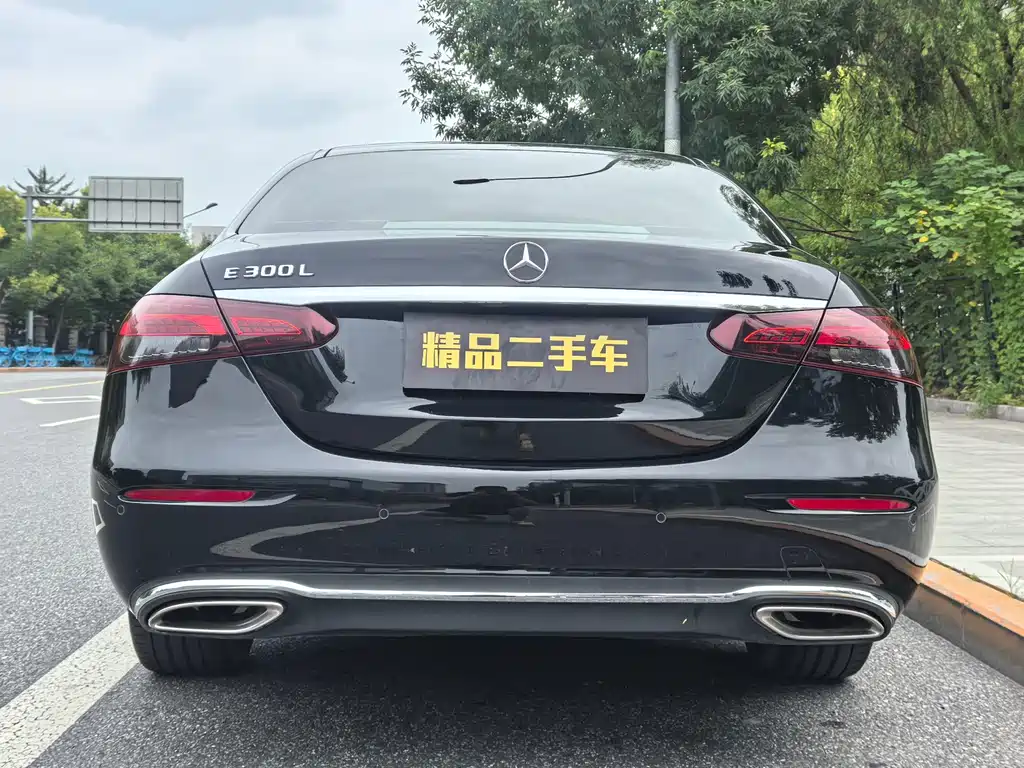 Mercedes-Benz E-Class 2023