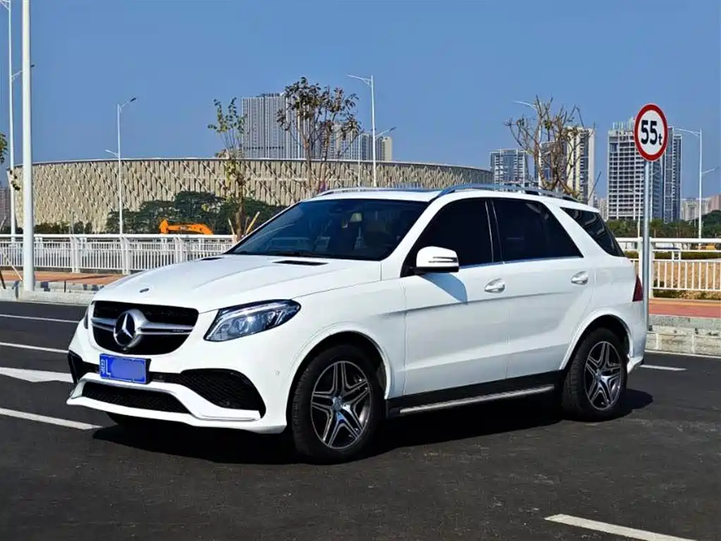 Mercedes-Benz M-Class 2015