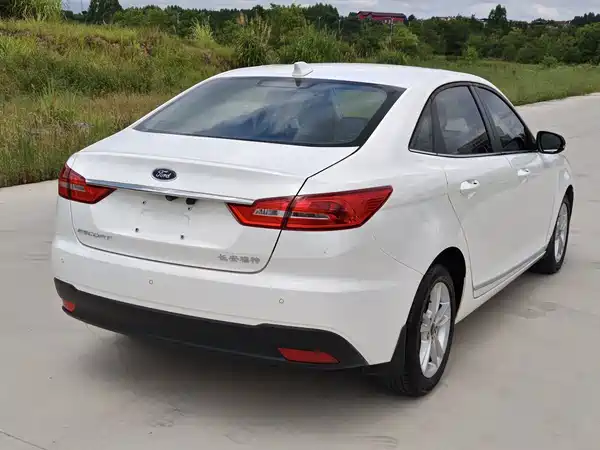 Ford Escort 2020
