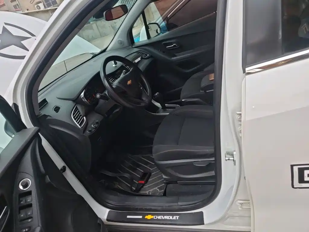 Chevrolet Trax 2018 — фото 15