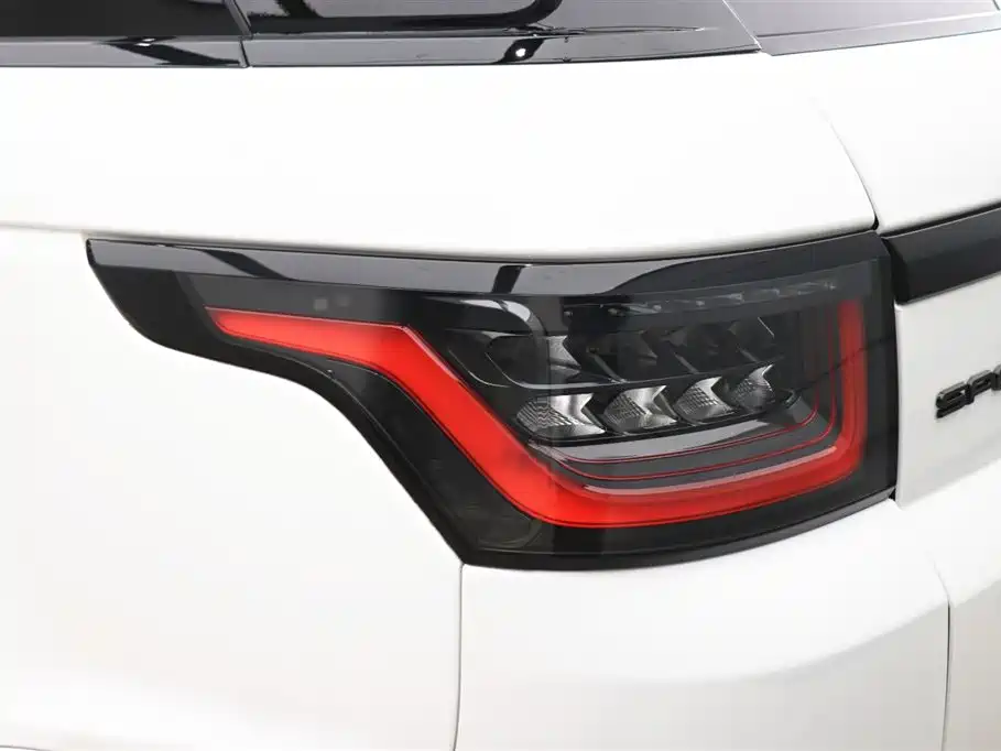 Land Rover Sport 2021 — фото 31
