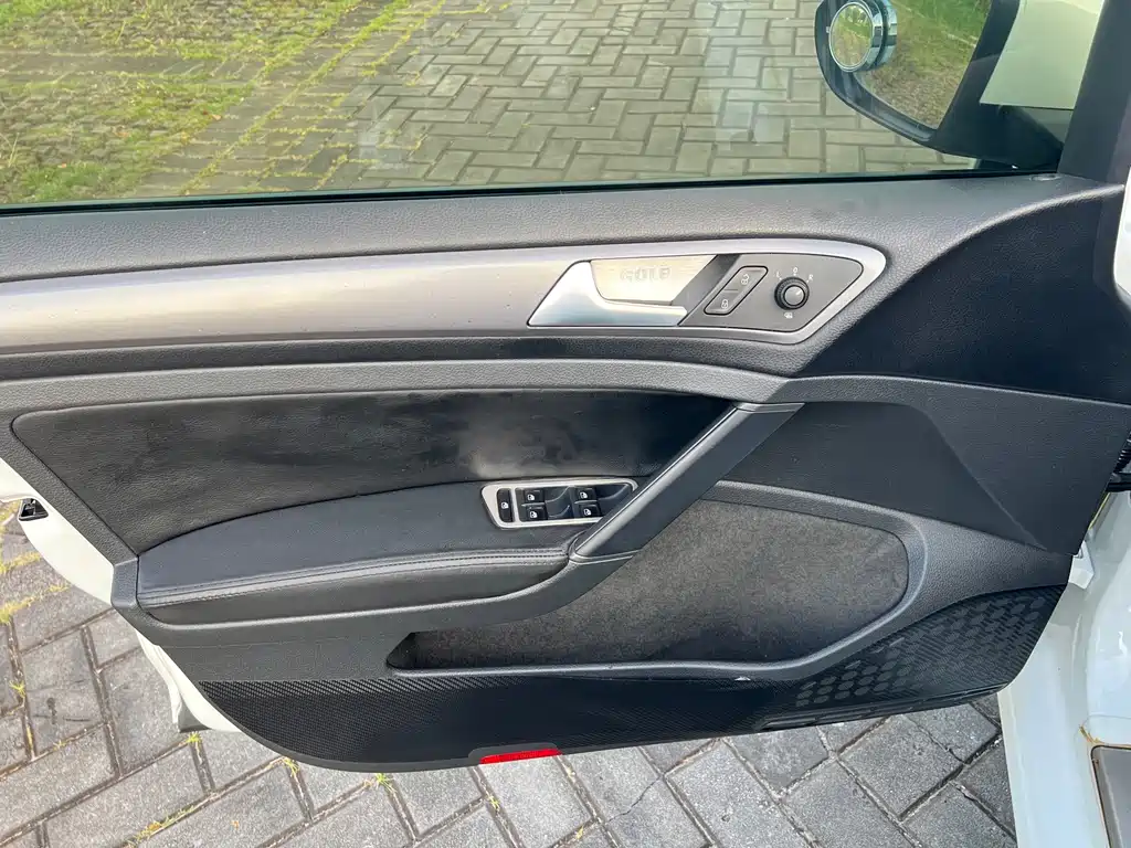 Volkswagen Golf 2016