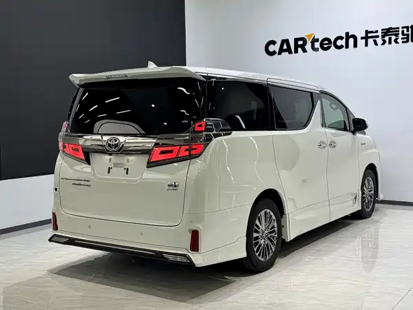 Toyota Vellfire 2023