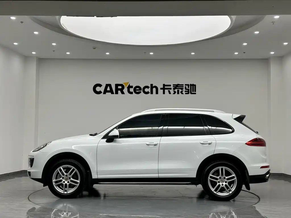 Porsche Cayenne 2016 — фото 5