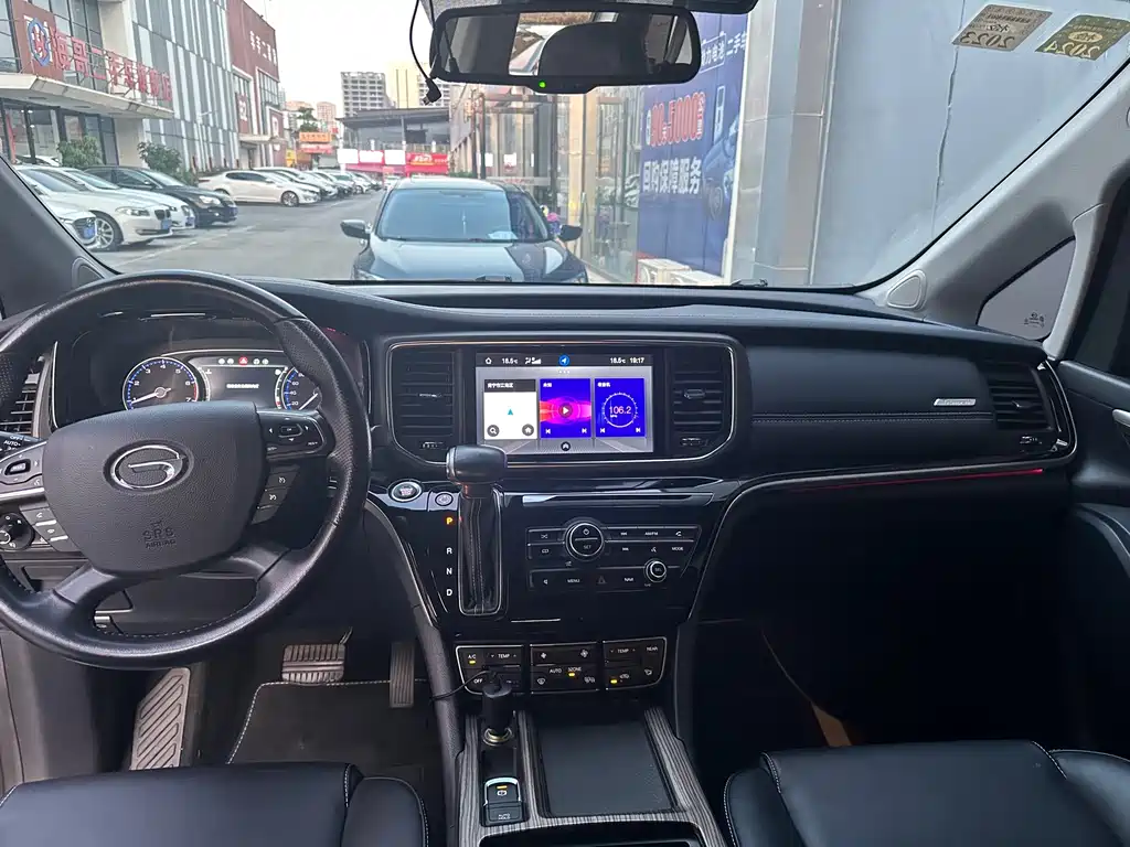 GAC Trumpchi M8 2019 — фото 12