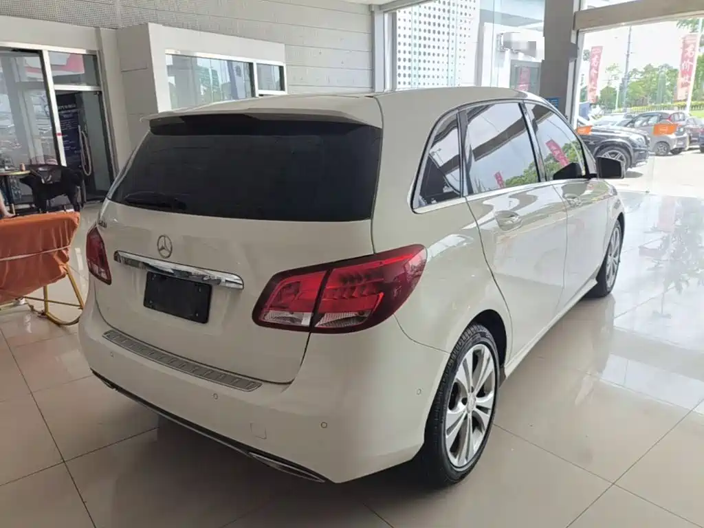 Mercedes-Benz B-Class 2017