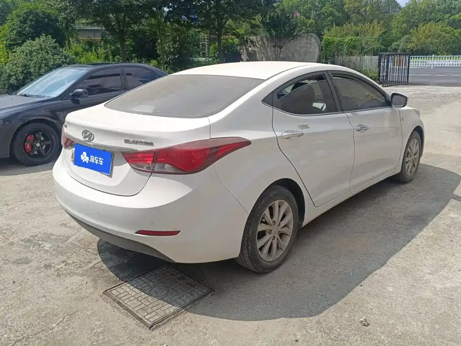 Hyundai Elantra Langdong 2017 — фото 3